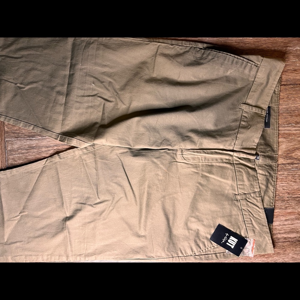 New Olive Size 14 Kut from the Kloth Taylor Crop Trouser Pants